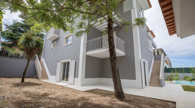33- EXTERIOR 6